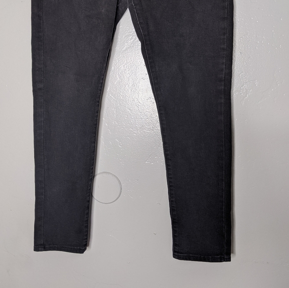 Levi's 311 Shaping Skinny 28 X 28 Black - Picture 7 of 12